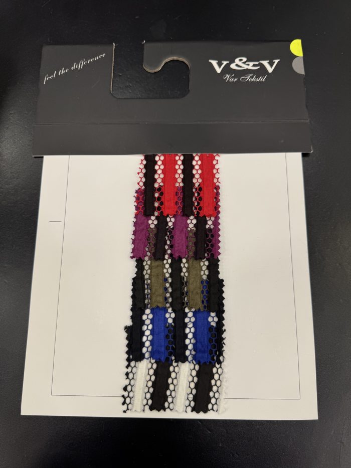 VAR 32932