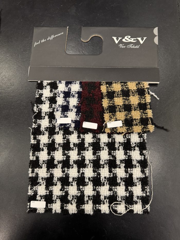 VAR 33504